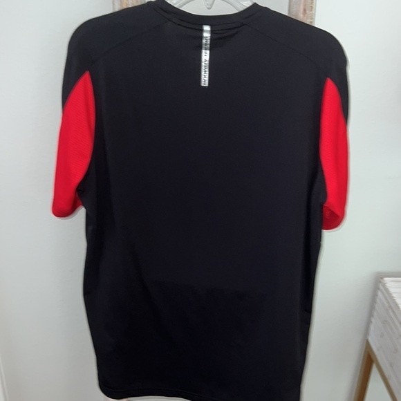 Men's Under Armour Baseball Heatgear Loose Shirt sz MD - Picture 5 of 5